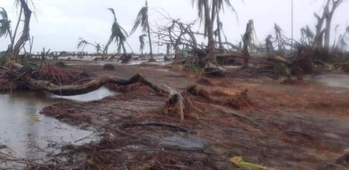 'Haulover antes era un paraíso, pero ahorita todo destruido, nada, de casa, ni nada, ni cayuco, ni trasmallo, ni lancha, ni barco, todo se perdió ahorita', agregó el comunitario Saúl Pereira.