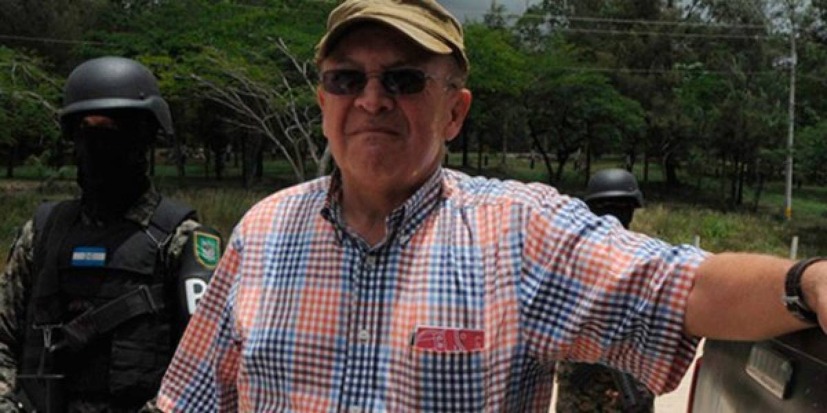 José Santos Chicas, es el responsable de la construcción de la residencial Ciudad del Ángel, fue capturado en 2014 por autoridades hondureñas, pero fue puesto en libertad con medidas sustitutivas y se fugó del país en 2017.