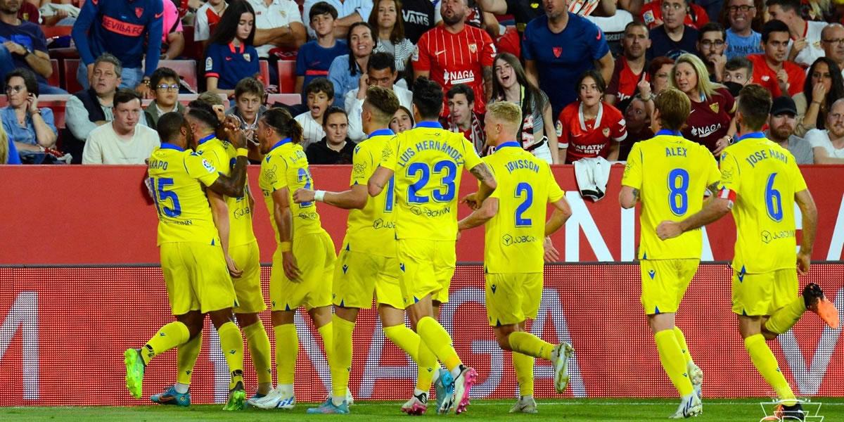 El Cádiz del ‘Choco‘ Lozano saca un punto para la permanencia y amarga al Sevilla