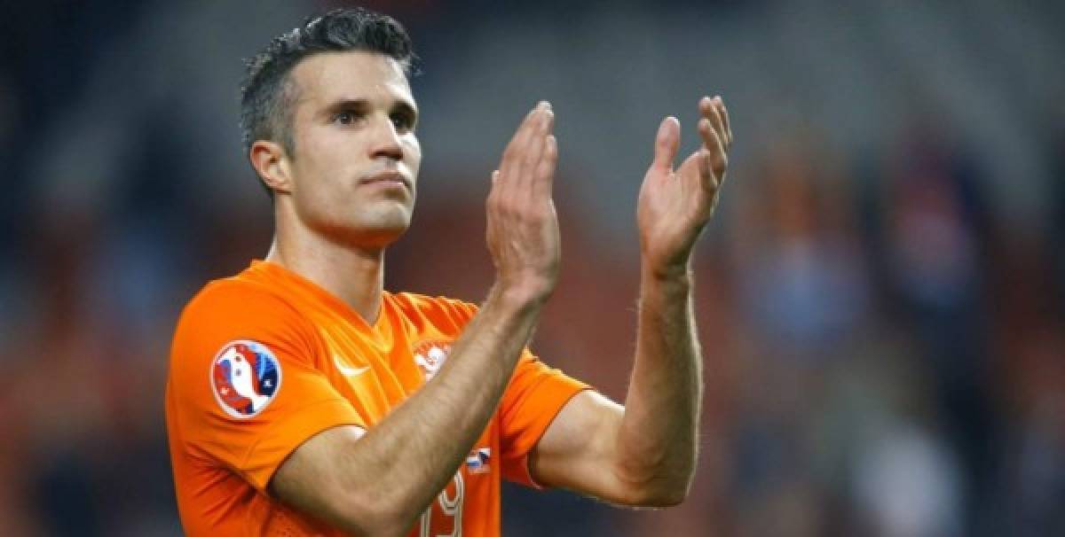 ¿Quién no recuerda a Robin Van Persie? El talentoso jugador holandés que maravilló al mundo en la Premier y en el mundial de Brasil 2014.