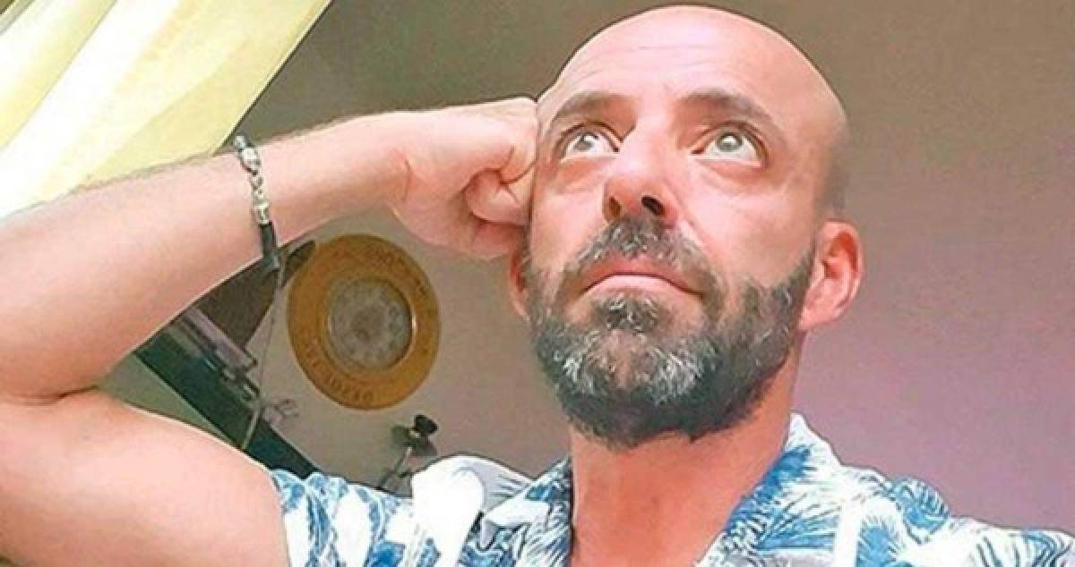 El cuerpo de Ricardo Marques Ferreira, apareció cubierto de sangre sobre la cama de un hotel de Zúrich, Suiza, en donde se radicaba desde hacía dos años.