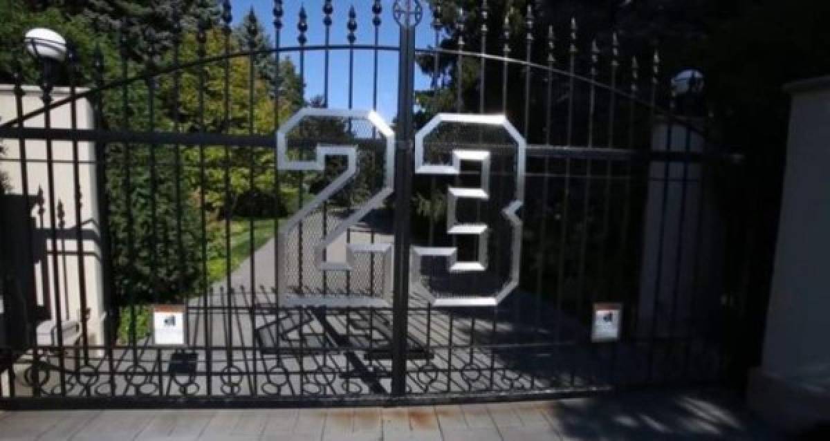 La mansión de Michael Jordan no ha podido ser vendida y en las últimas horas se ha revelado los motivos por los que no le aparece un comprador al exdeportista.