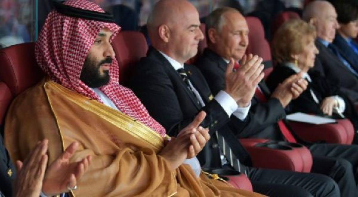 Mohamed Bin Salman ha sido una persona que disfruta del fútbol y hoy está dispuesto a invertir en el Manchester United, uno de los clubes históricos de Europa.