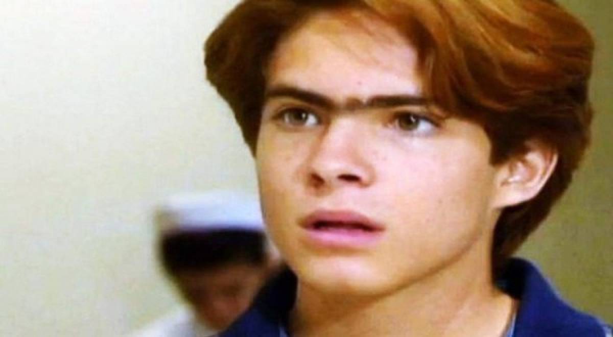 Nandito:<br/><br/>Osvaldo Benavides es el nombre del actor que en 1995 popularizó a 'Nandito' en la telenovela mexicana 'María la del barrio', el joven con el que se obsesionó 'Soraya Montenegro' (Itatí Cantoral) y quien terminó siendo uno de los protagonistas de la clásica escena de 'La maldita lisiada'.