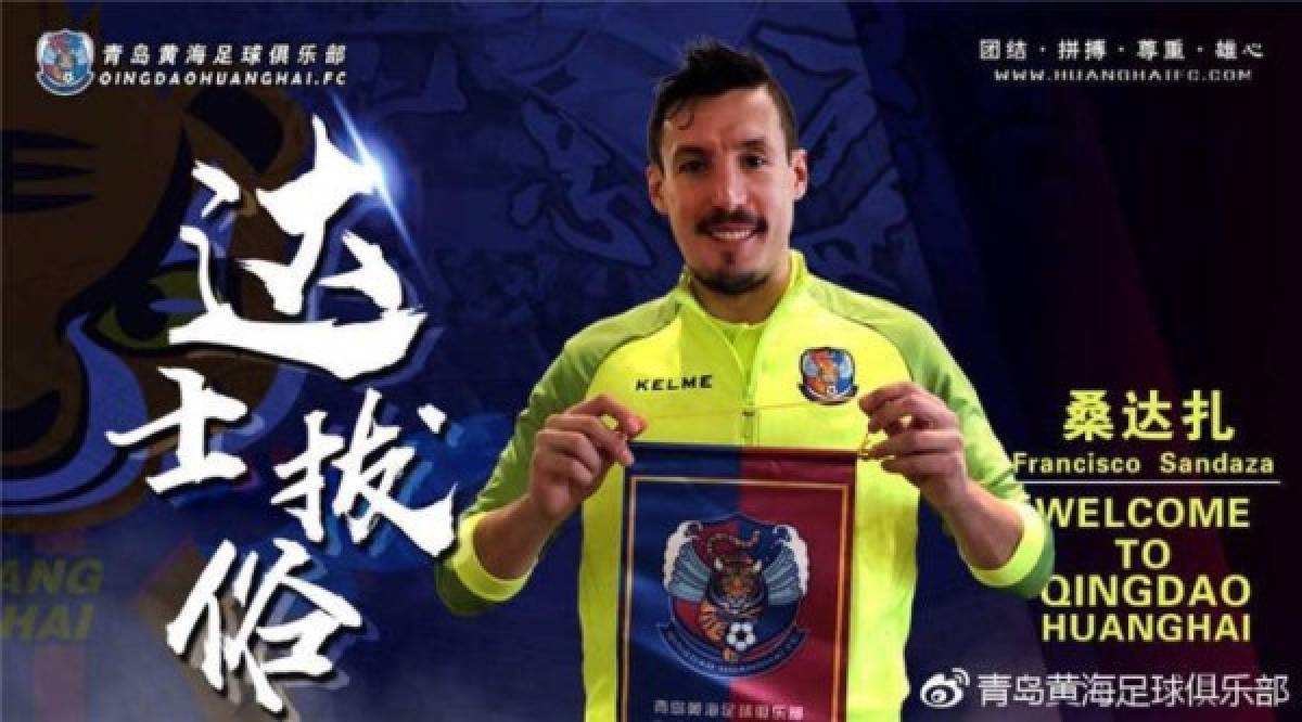 El delantero Francisco Sandaza deja al Girona FC de la primera de España en donde milita Antony Lozano, ha sido fichado por el Qingdao Huanghai de China. La llegada del Choco ha hecho que el club se desprenda del atacante español.