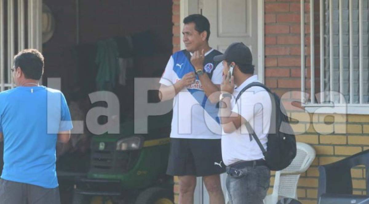 Tras varios años de ausencia, Nahún nuevamente se puso la camiseta del Olimpia y llegó a la sede del club albo.