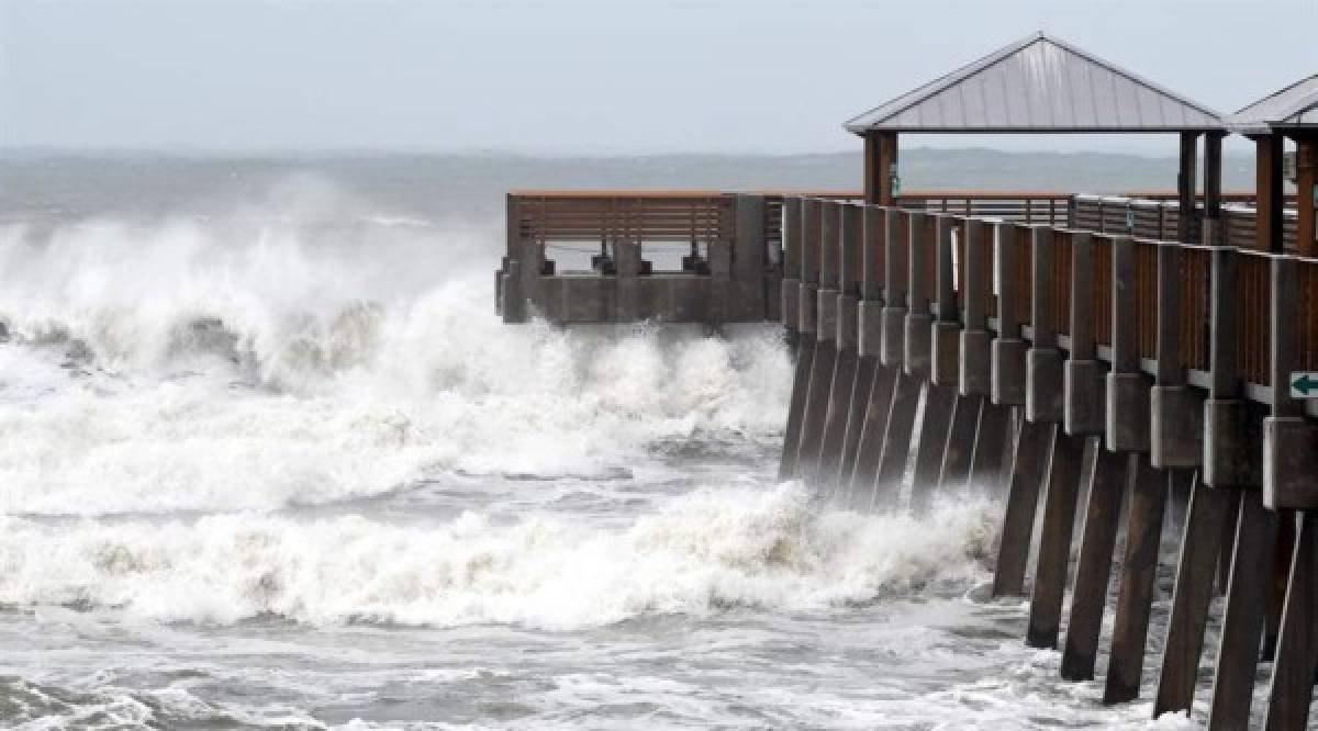 Theta, nacida como tormenta subtropical y evolucionada a tropical, se dirige a las Azores y pasará relativamente cerca de Canarias.