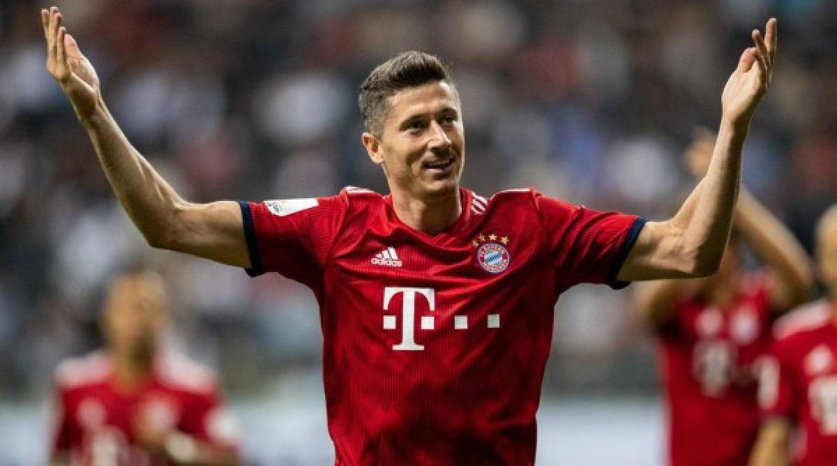 Robert Lewandowski renovará con el Bayern Múnich. Lleva cinco temporadas en el club báaro y pinta que se retirará ahí, si se confirma la ampliación de contrato hasta 2023, que apunta A Bola. El delantero polaco tiene 30 años.
