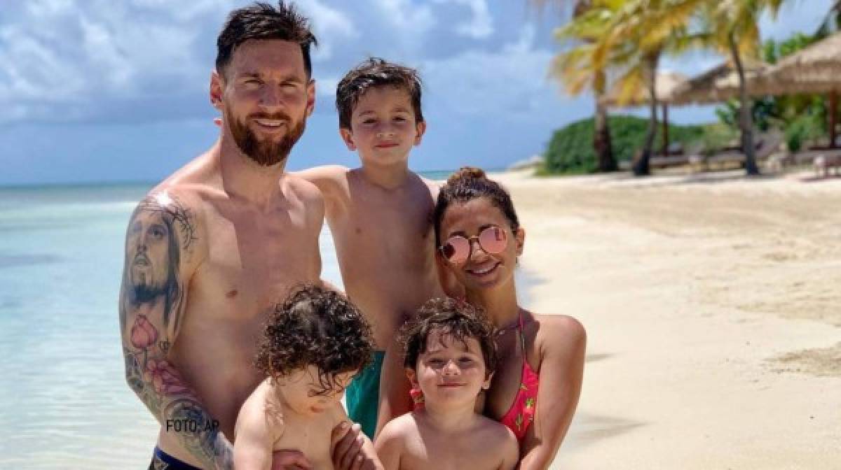 Messi viajó junto a Antonela Roccuzzo y sus pequeños para relajarse por un par de días en la bella isla de Ibiza.