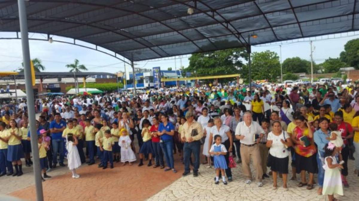 En Choluteca también se reunieron masivamente para recordar este día, la cita fue en la Concha Acústica.