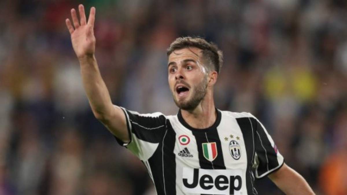 Miralem Pjanić: Mediocampista clave a balón parado. Aunque no está seguro que siga en el club ya que el FC Barcelona lo pretende. Puede ser un aliado clave de CR7.