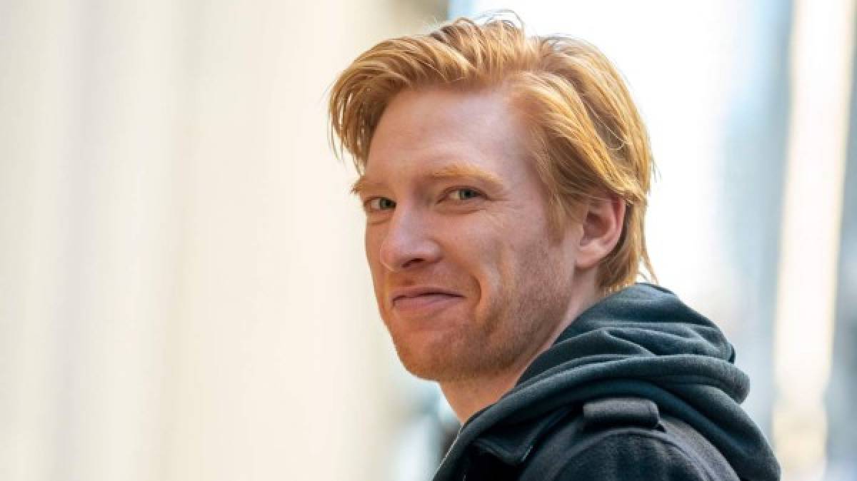 Domhnall Gleeson<br/>Origen: Dublín, Irlanda<br/>Edad: 37 años<br/>Red Power: hijo del actor Brendan Gleeson (Troya, Pandillas de Nueva York), con quien apareció en la saga Harry Potter; Domhnall dio vida a Bill Weasley. Es uno de los actores más solicitados actualmente, pues navega en cintas de todo tipo, como en la última trilogía de Star Wars y la saga de Peter Rabbit.<br/>