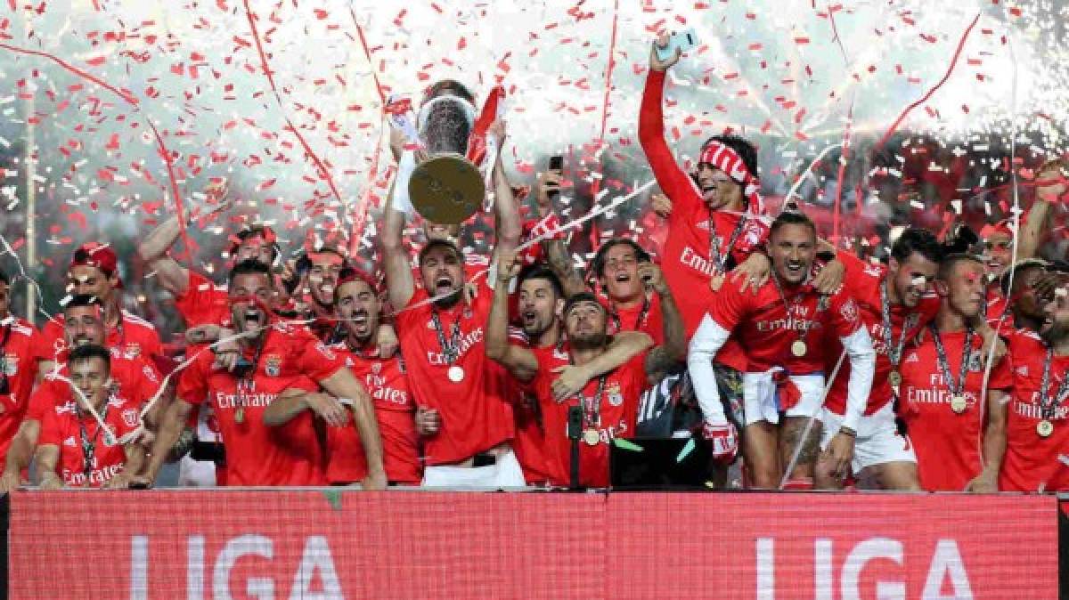 10. Benfica (Portugal) - Las Águilas son el equipo más ganador de Portugal con 37 títulos de Liga. El hondureño David Suazo forma parte de esa historia, estuvo en el equipo en el título conquistado en 2008.