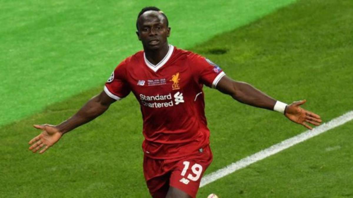 En las casas de apuestas aparece el senegalés Sadio Mané desde los 11 hasta los 20 euros. En la prensa internacional señalan que podría entrar en el podio por el Balón de Oro.