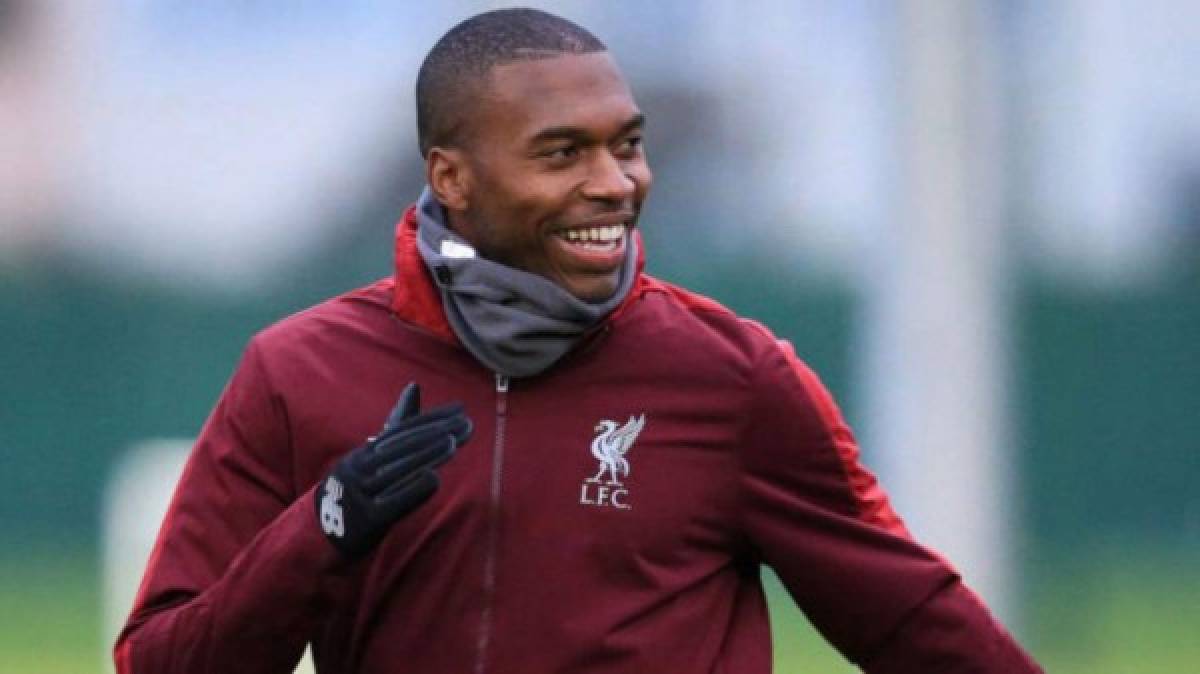 El atacante Daniel Sturridge actualmente se encuentra sin equipo tras ser dado de baja en Liverpool, podría llegar al Trabzonspor de Turquía.