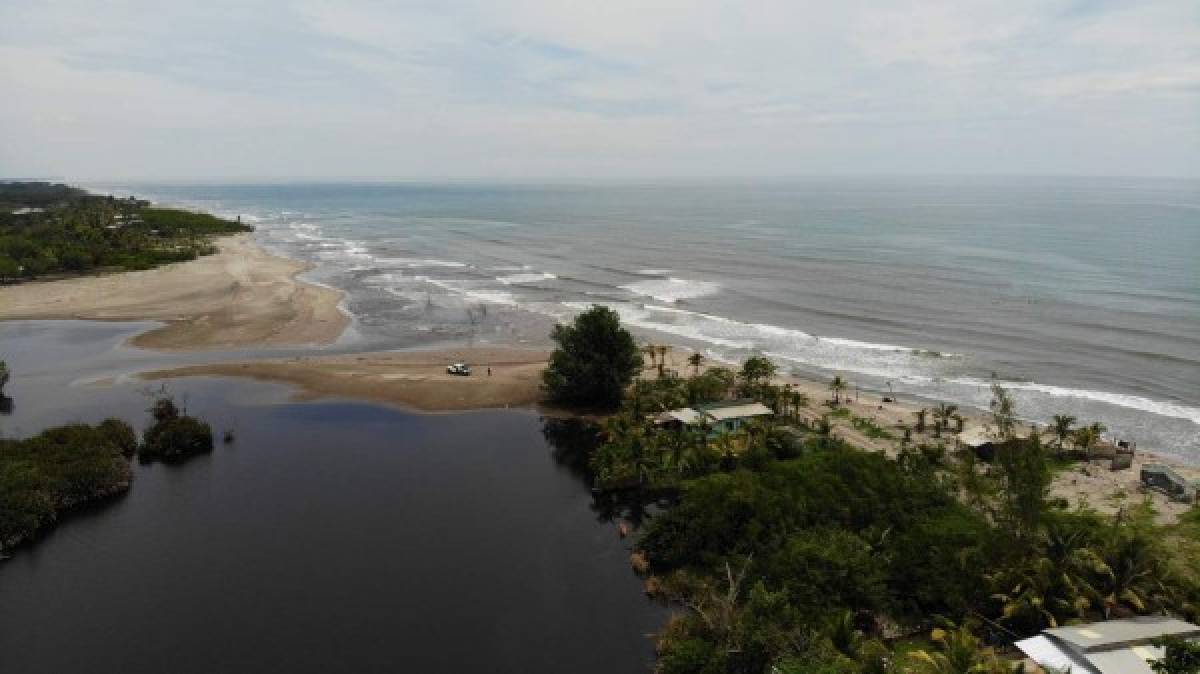 Esto, el Gobierno lo debe tomar en cuenta”, comentó.El alcalde omoense detalló que cuando comenzó este problema, por el cual se vio inundada la playa por basura chapina, la administración local gastaba L250,000 mensualmente para despejar la playa y llevar la basura al tiradero al aire libre, ya que es vital debido a la naturaleza turística del municipio.<br/>