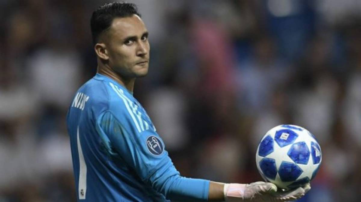 Keylor Navas: El portero costarricense de 32 años de edad ha sido marginado en Real Madrid y no entra en los planes del club madridista para la próxima campaña. Se menciona que PSG, Juventus, Manchester United lo quieren.