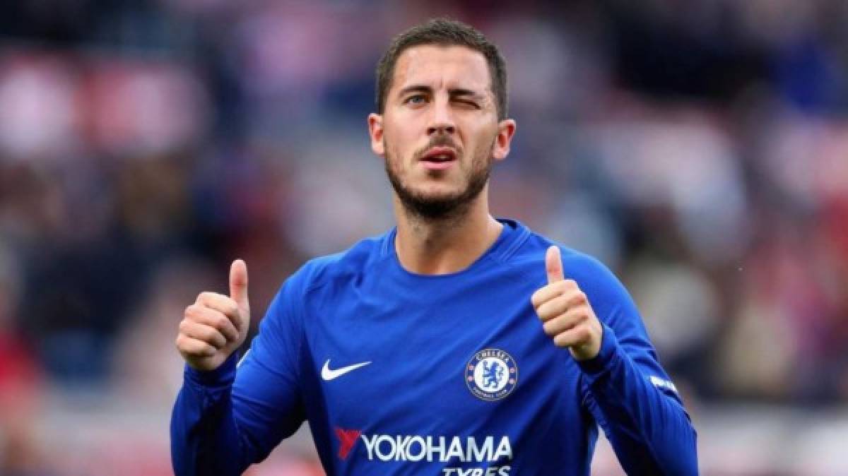 Eden Hazard: En la concentración de la selección de Bélgica, el volante concedió una entrevista al diario ‘VTM News’, en la que habló sobre su futuro y aclaró que “por el momento, no hay nadie esperándome. ”.