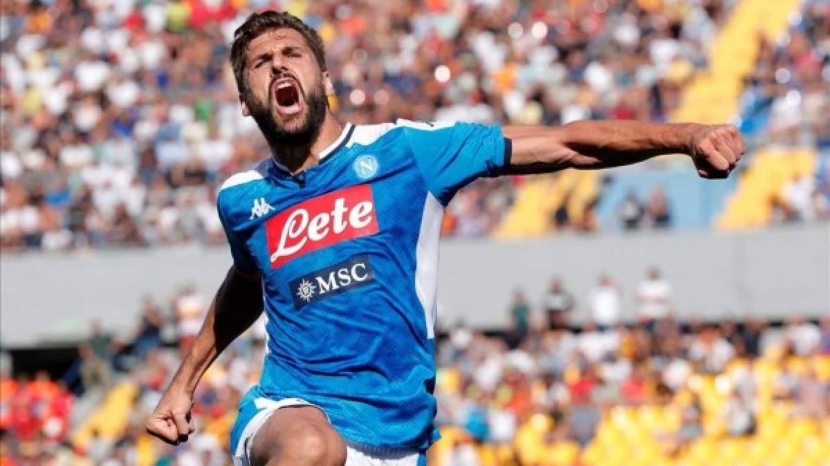 Según informa fanpage.it/sport, el Benevento estaría a punto de fichar al español Fernando Llorente junto al alemán Amin Younes, por los que desembolsarían 16 millones de euros al Napoli. Al parecer existe un acuerdo con los futbolistas napolitanos por parte del club italiano, un recién ascendido de la mano de Filippo Inzaghi.