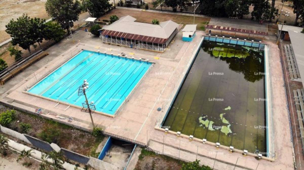 Según datos proporcionados por las autoridades del complejo, actualmente existen unas 600 personas que utilizan la piscina, entre nadadores federados y quienes quieren aprender a nadar. El costo mensual es de L250 para niños y L350 para adultos.