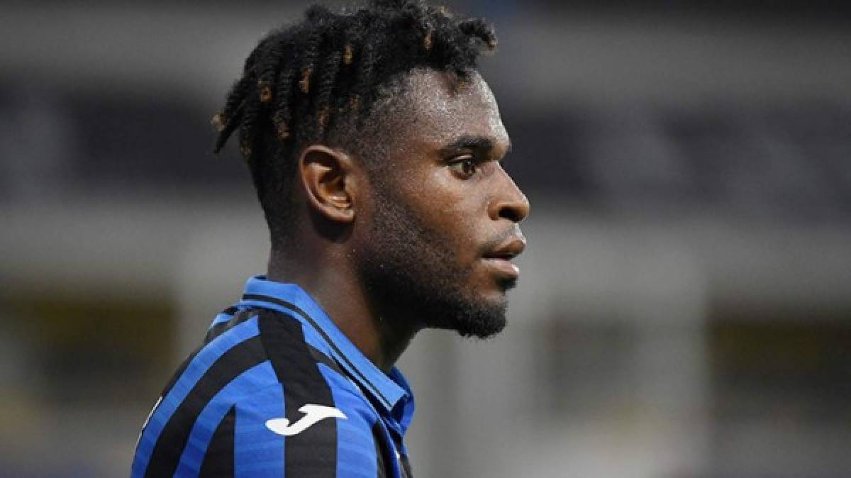 Duván Zapata: Cristiano Ronaldo quiere tener un buen compañero como centrodelantero y según la prensa de Italia estaría aprobando la llega del colombiano Zapata que brilla en el Atalanta.