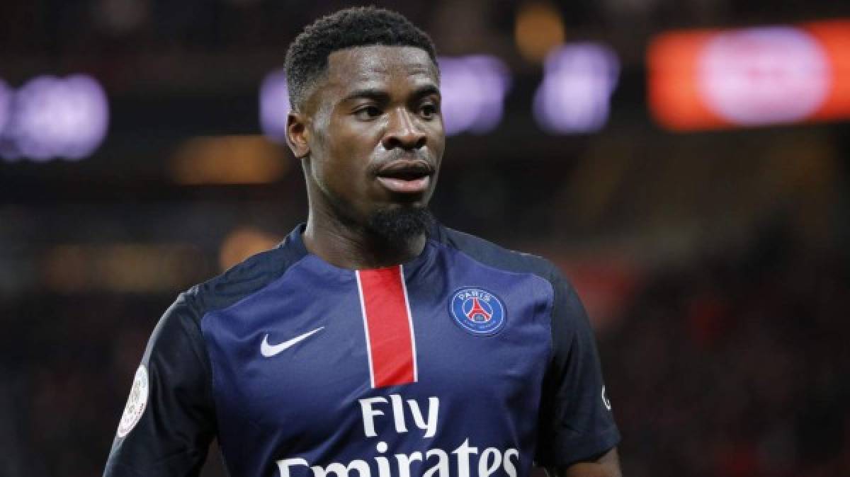 La llegada de Dani Alves ha dejado sin opciones de ser titular a Serge Aurier. Según el Daily Mail, esto hace que el lateral de Costa de Marfil vea con buenos ojos una posible salida y tanto el Chelsea como el Manchester United están muy interesados en hacerse con sus servicios.