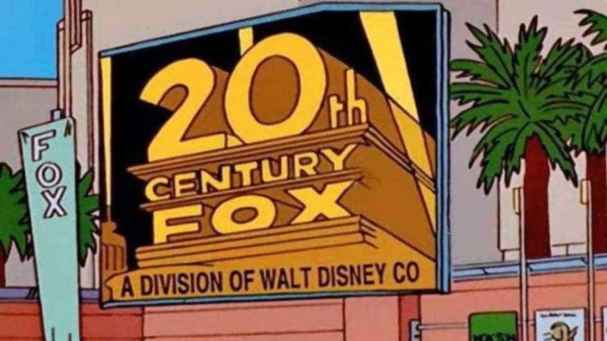 Disney adquiere a Fox<br/><br/>• Fecha de emisión original: 8 de noviembre de 1998<br/>• Fecha en la que se volvió realidad: 20 de marzo de 2019<br/><br/>En un fugaz gag visual durante la décima temporada se observó el icónico logotipo de 20th Century Fox como una división de Walt Disney Co. Veinte años más tarde, Disney concretó un acuerdo para adquirir, entre otros activos, los estudios de televisión y de cine de 21st Century Fox, por el valor de US$71 300 millones.<br/>