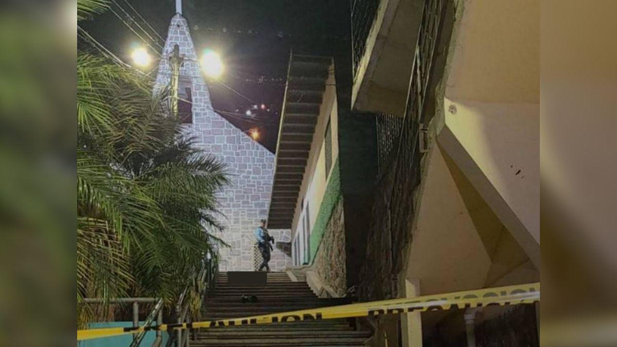 Matan a dos hombres cerca de iglesia católica en Tegucigalpa