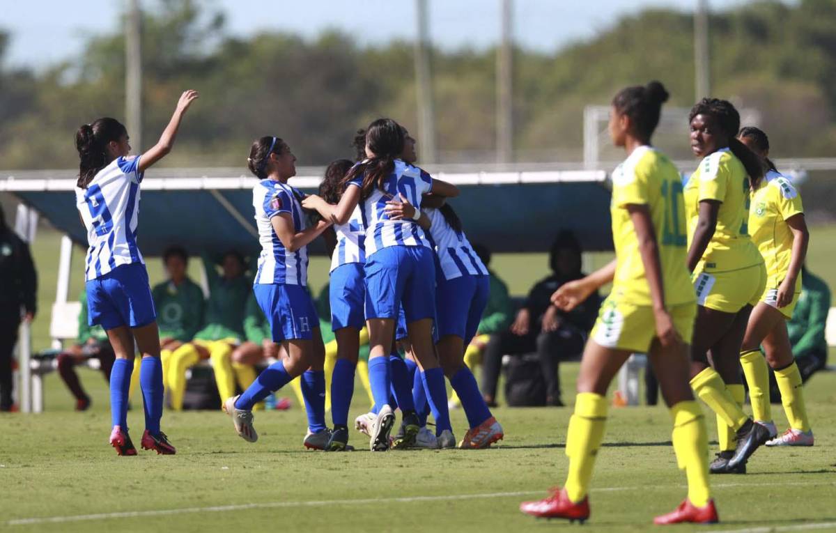 Sub-17 femenina de Honduras aplastó a Guyana y acaricia el boleto al Premundial