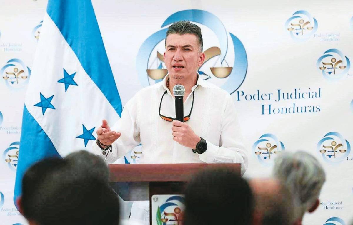 Rolando Argueta llama a no politizar la elección de los nuevos magistrados