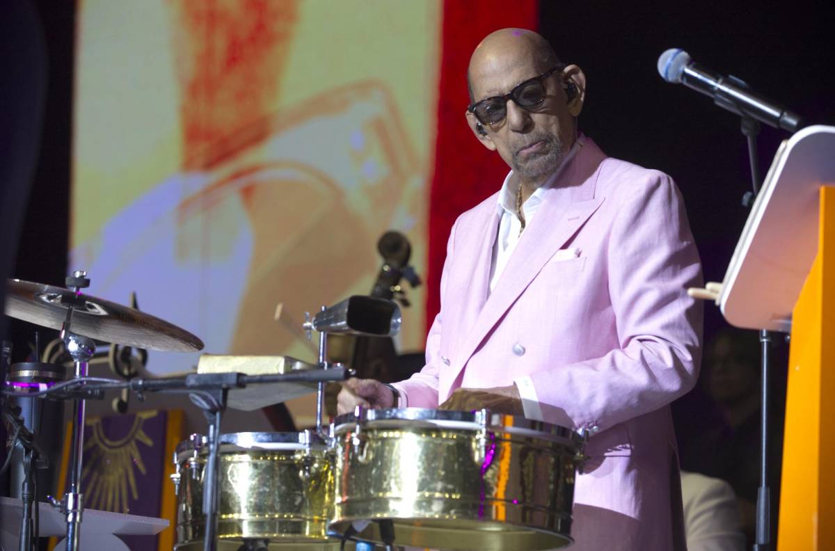 El salsero Willie Rosario celebra sus 100 años de vida “feliz” de seguir en la música