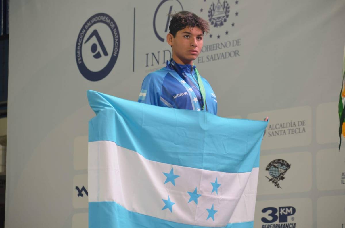 Felipe Álvarez obtuvo dos medallas de plata.