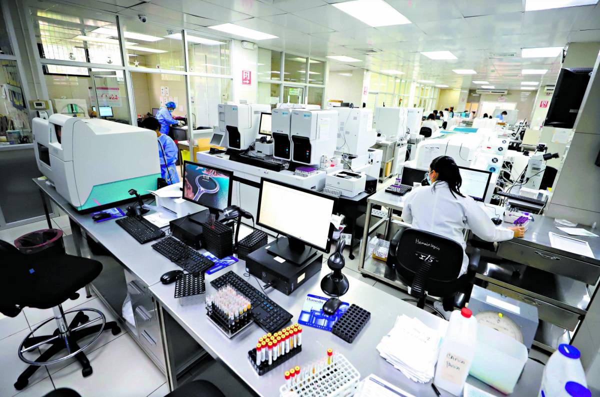 El IHSS moderniza su laboratorio para atender a 2,000 pacientes diarios