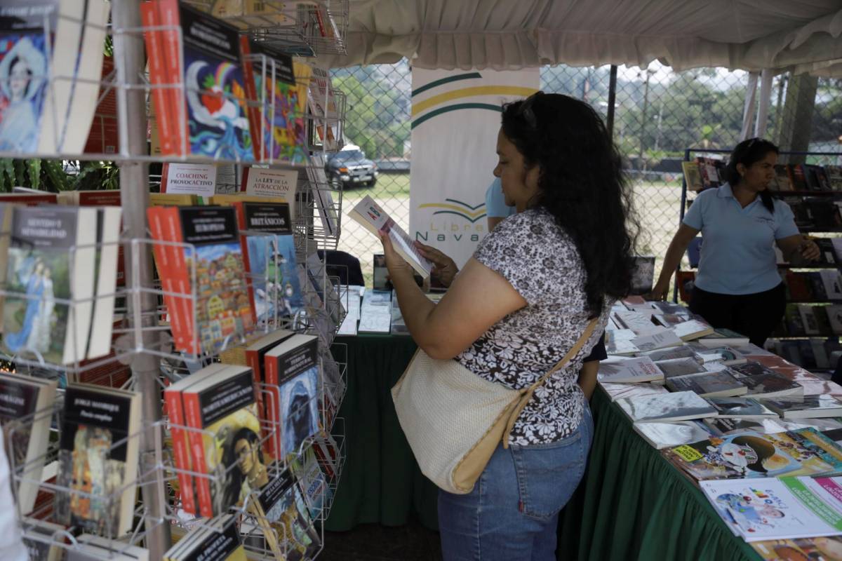 Honduras conmemorará Día del Idioma Español con feria del libro