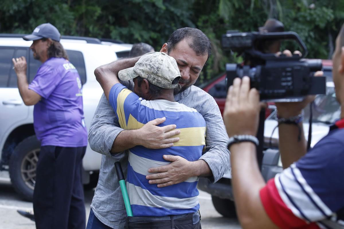 Entierran en San Pedro Sula restos del exentrenador Néstor Matamala