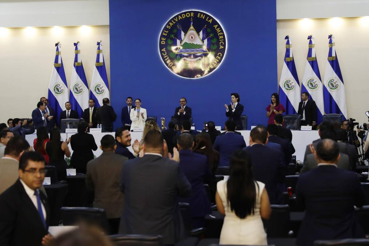 Un nuevo Congreso, con menos diputados tras reforma, tomará posesión en El Salvador