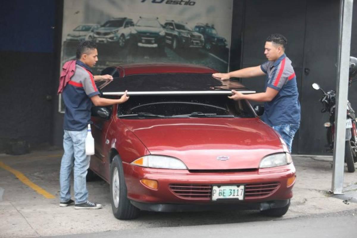 Si va a polarizar su carro busque manos expertas para garantizar la calidad del resultado.