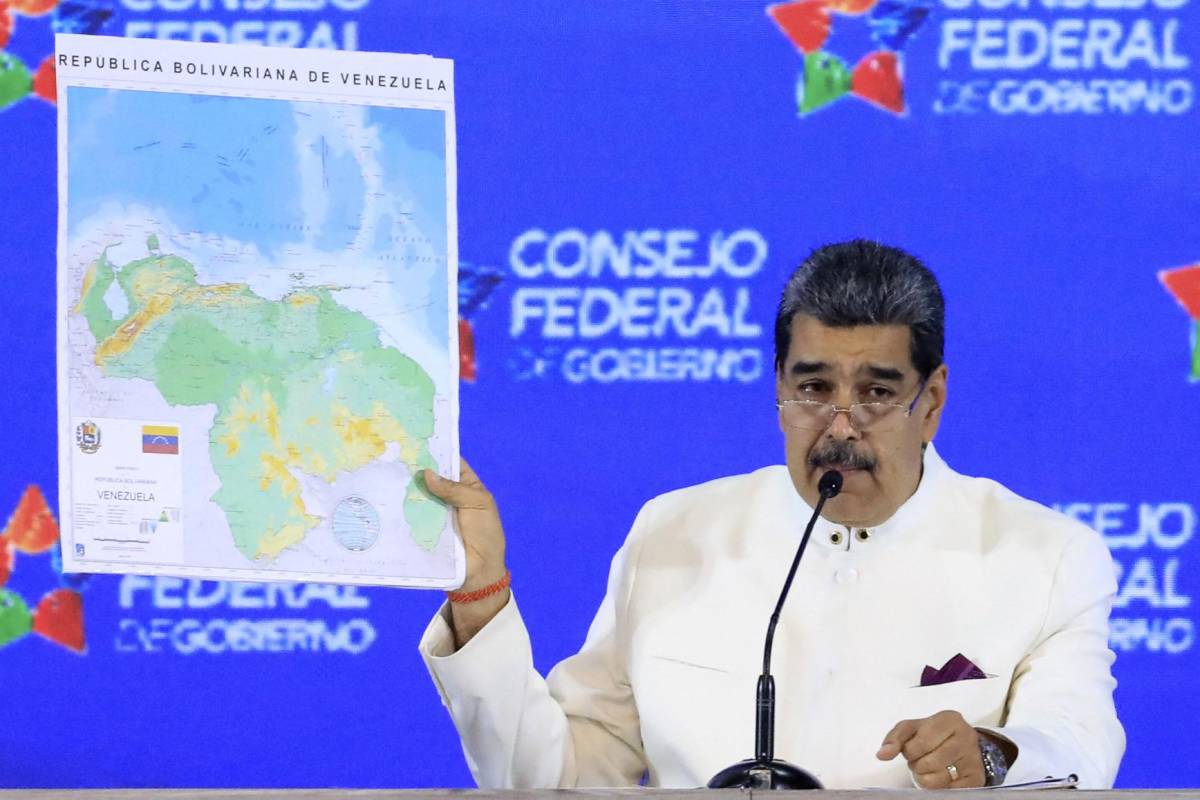 Maduro lanza un plan de acción sobre la zona disputada con Guyana aumentando tensión