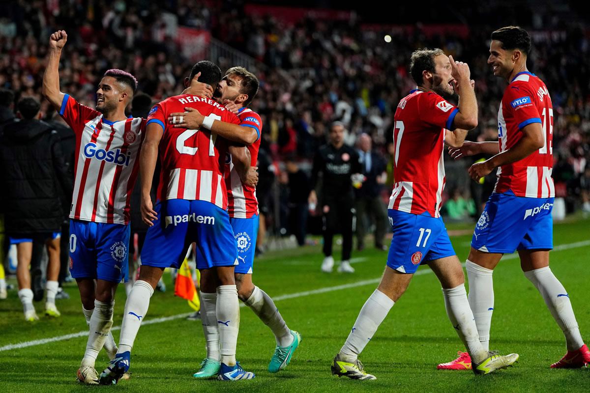 Jugadores del Girona celebrando el gol del triunfo ante el Celta marcado por Yangel Herrera.