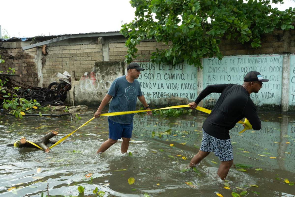 Guatemala declara estado de calamidad ante los efectos de la tormenta Julia