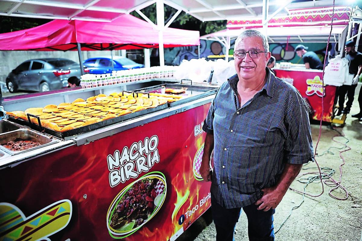 Don German Ayala, el emprendedor que deleita con su Taco Birria