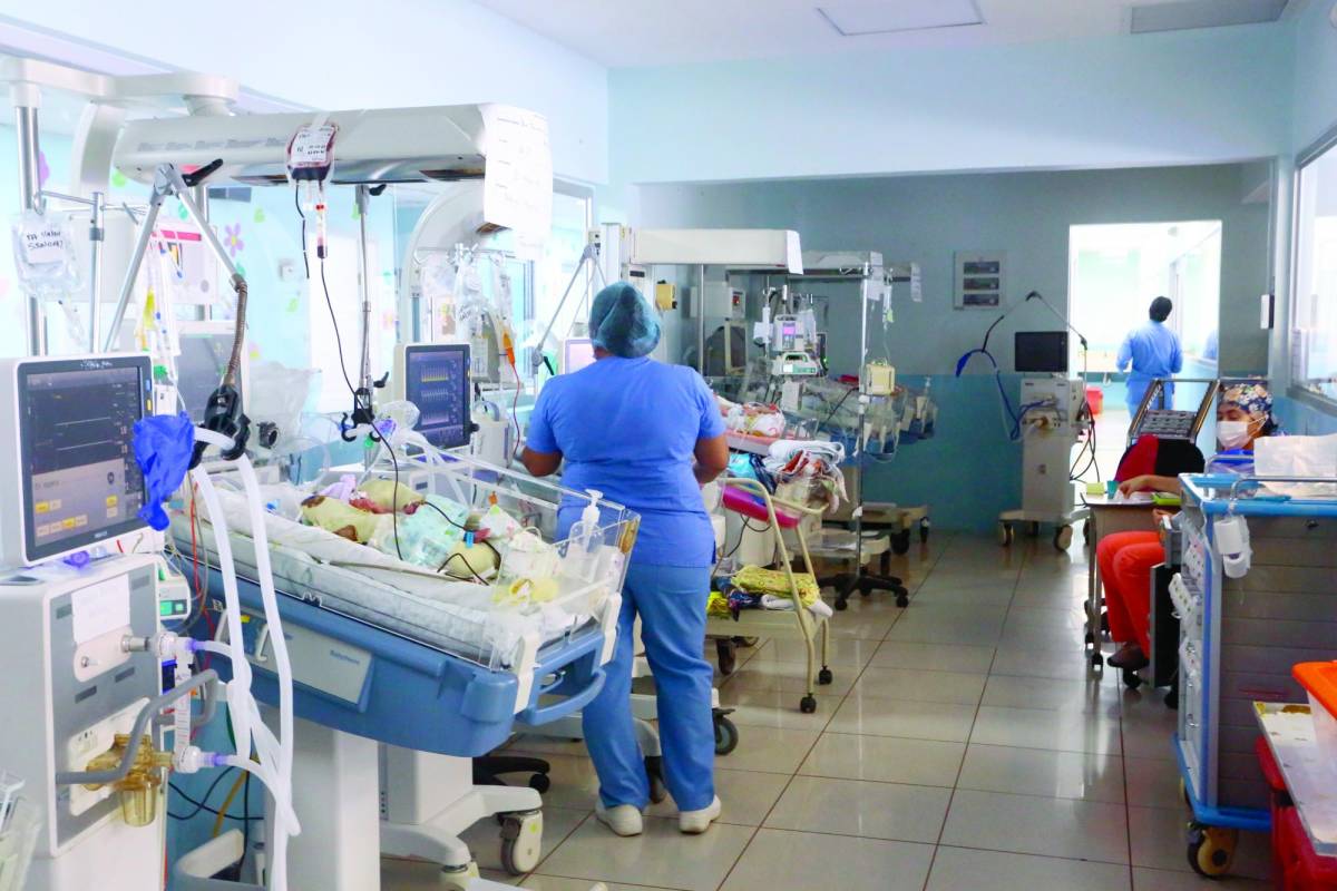 Salas de neonatología del Rivas urgen un nuevo equipo de ecocardiografía