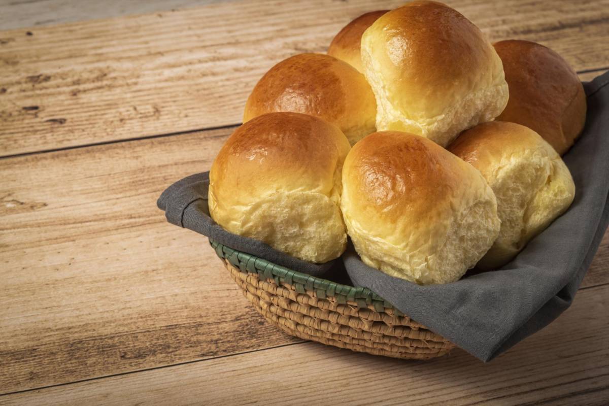 El pan de coco es elaborado por talentosas manos de nuestras etnias.