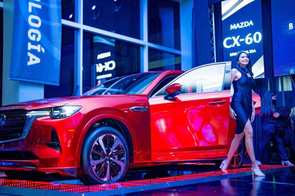 IMVESA Mazda presenta las nuevas joyas sobre ruedas: CX-90 y CX-60, un hito en innovación automotriz
