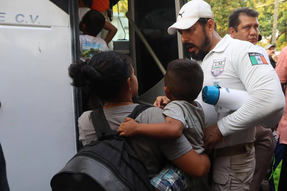 Se desintegra caravana de miles de migrantes en el sur de México