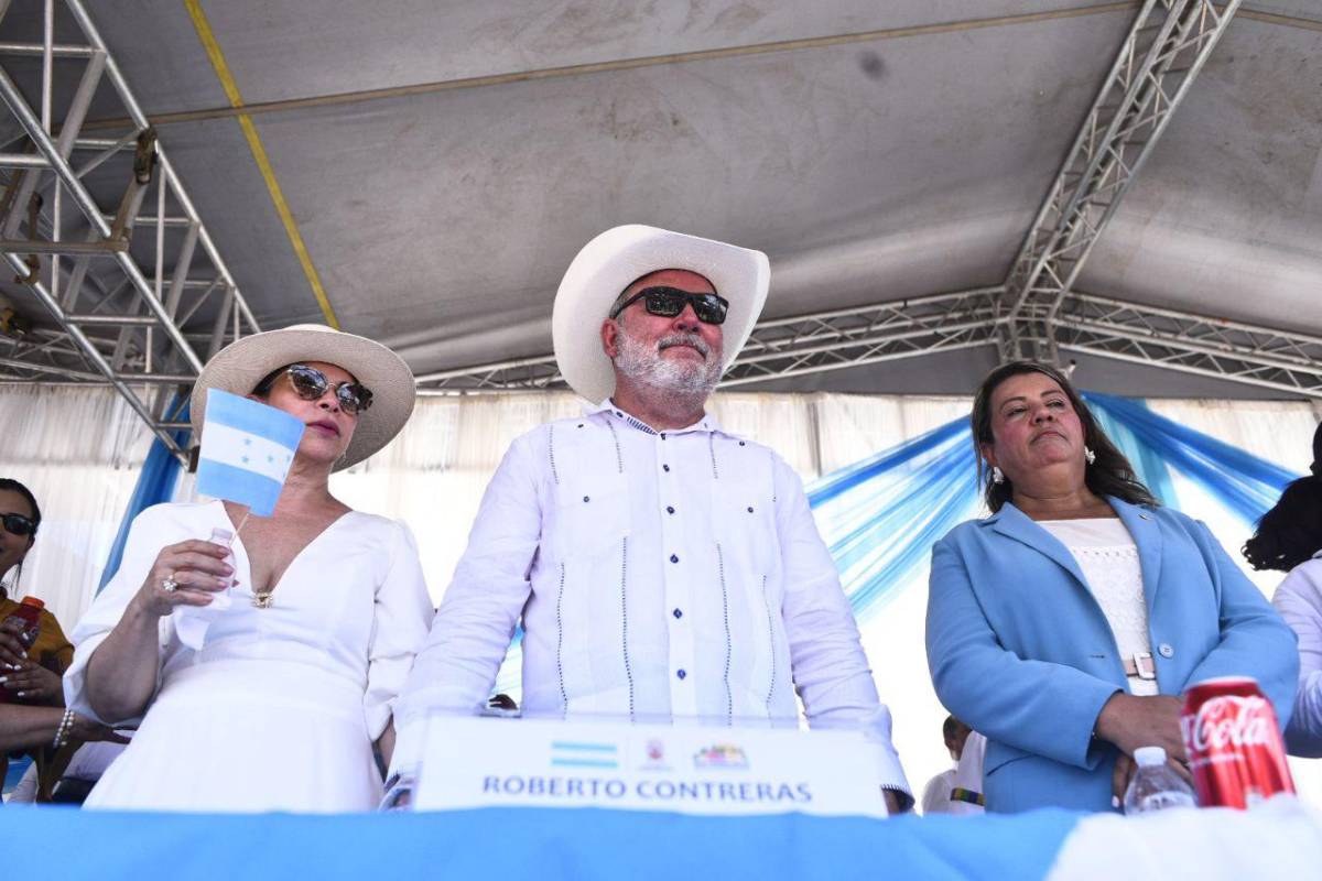 El alcalde de San Pedro Sula, Roberto Contreras, lideró las actividades de Independencia.