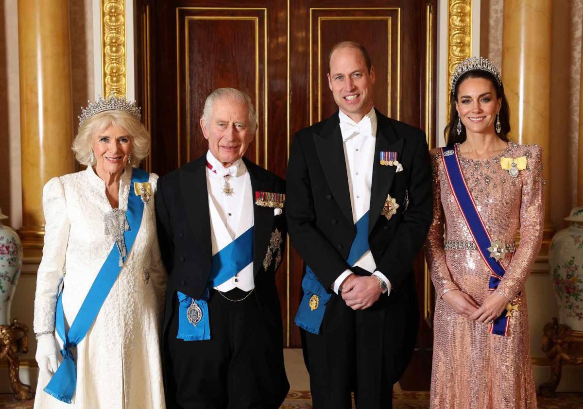 La monarquía británica reducida a mínimos, con Carlos III y Kate en tratamiento