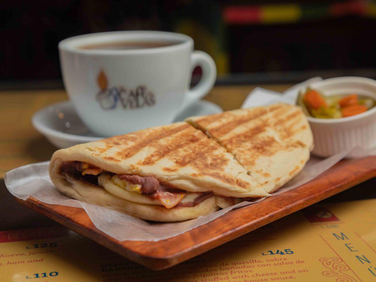 Desayunos son una propuesta culinaria en Café de Las Velas.