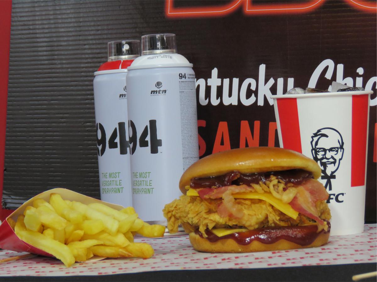 Disfrute de lo nuevo de KFC: Crispy &amp; BBQ Kentucky Chicken Sandwich