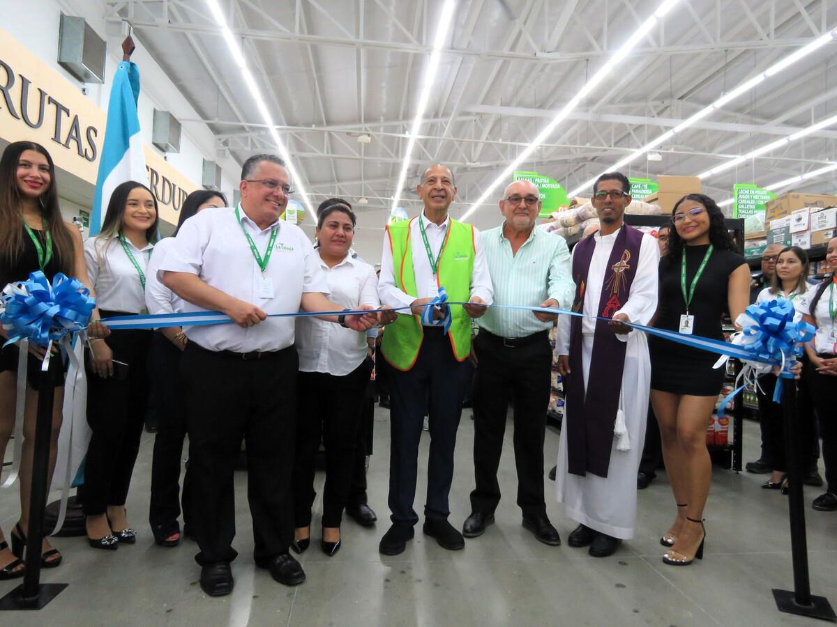 Supermercados La Colonia apertura nueva tienda en el sector López Arellano